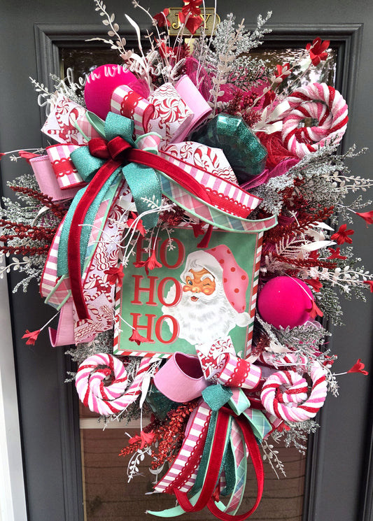 Deluxe Red & Pink Vintage Santa Christmas Wreath – Large Whimsical Door Decor