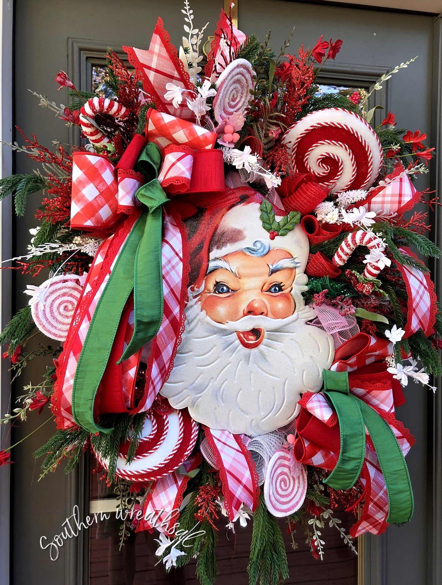 Christmas Vintage Santa Red & Pink Deluxe Door Wreath