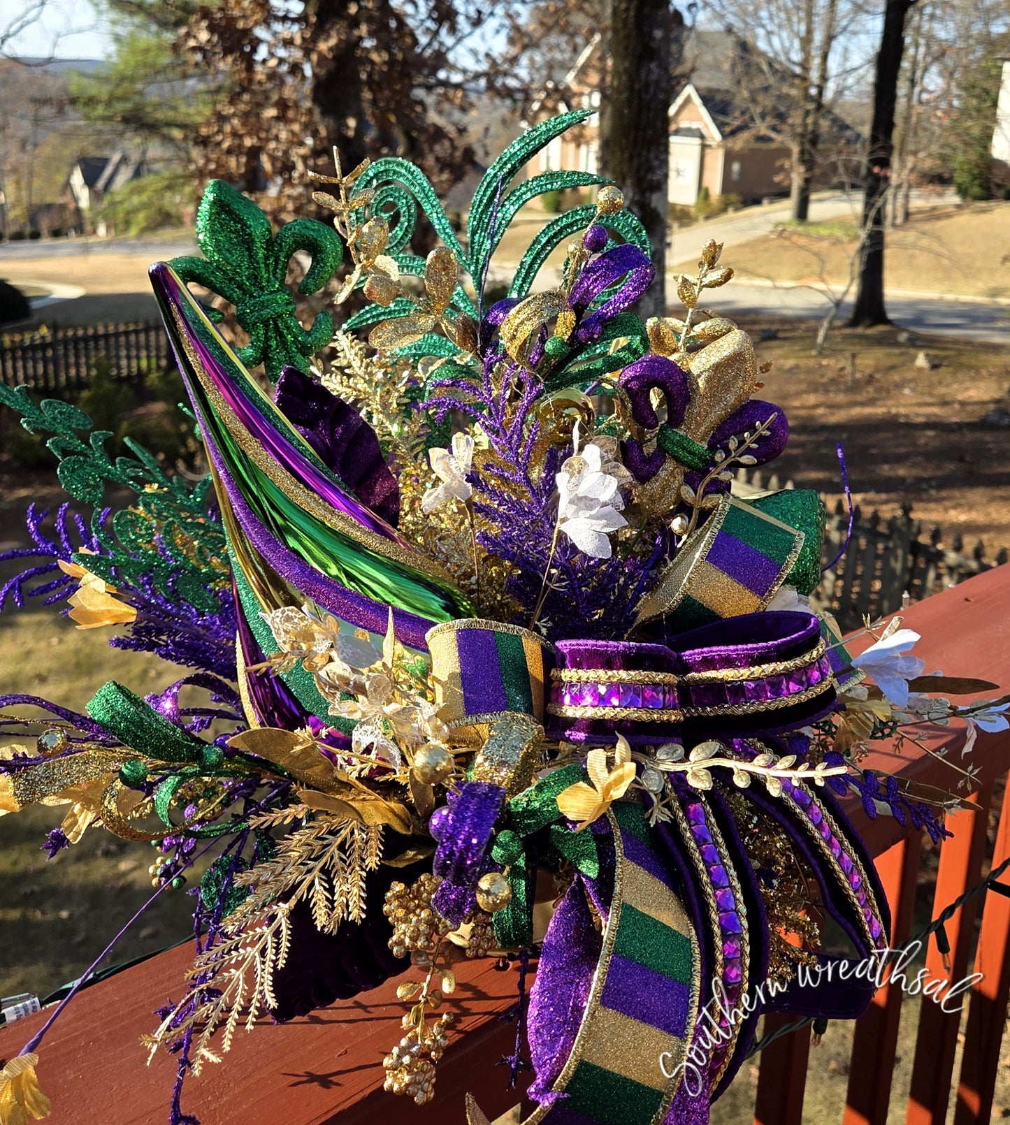 Deluxe Mardi Gras Finial & Jewel Centerpiece Arrangement