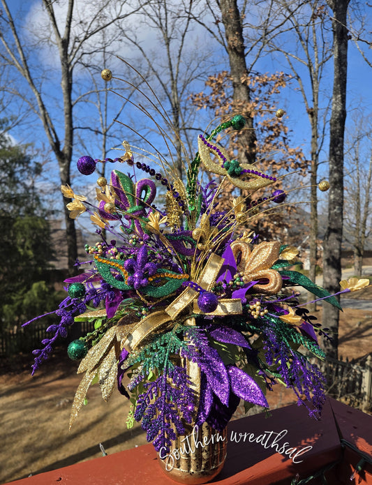 Mardi Gras Masquerade Mask Deluxe Centerpiece