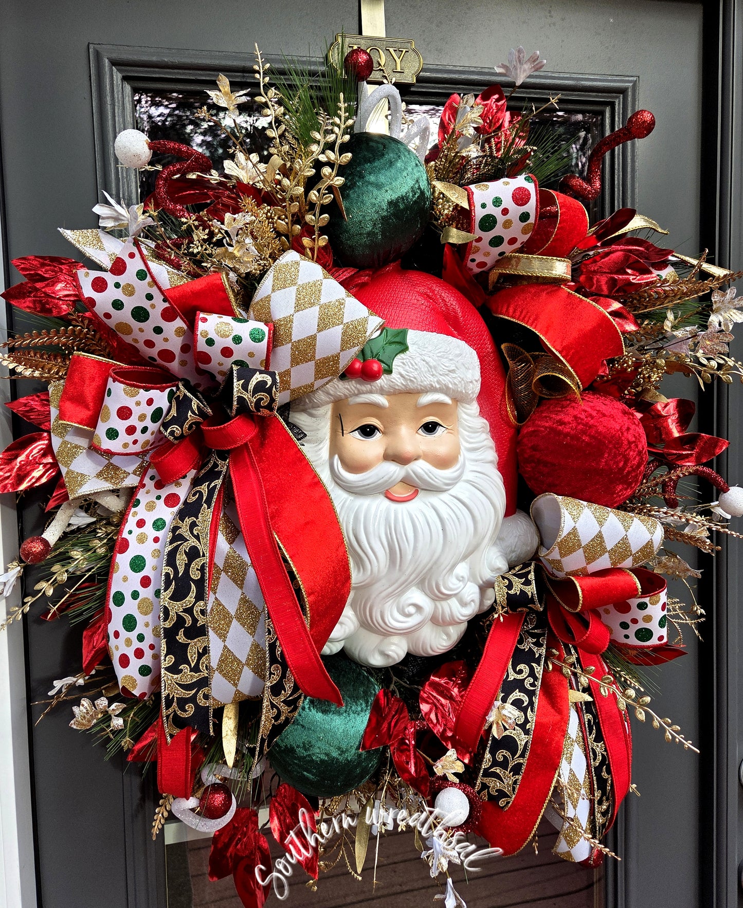 Traditional Vintage Light-Up Santa Door Wreath * Red, Green & Gold
