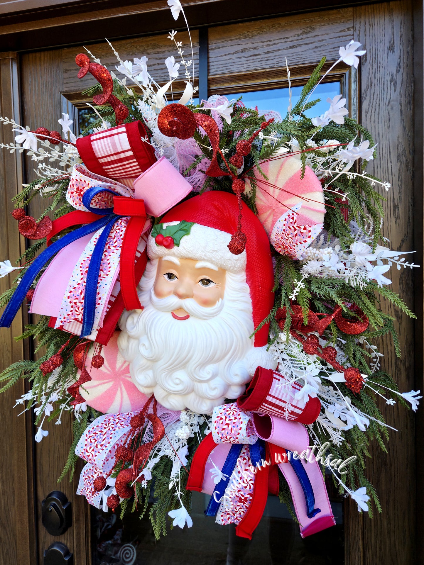 Whimsical Christmas Red & Pink Vintage Light-Up Santa Door Wreath