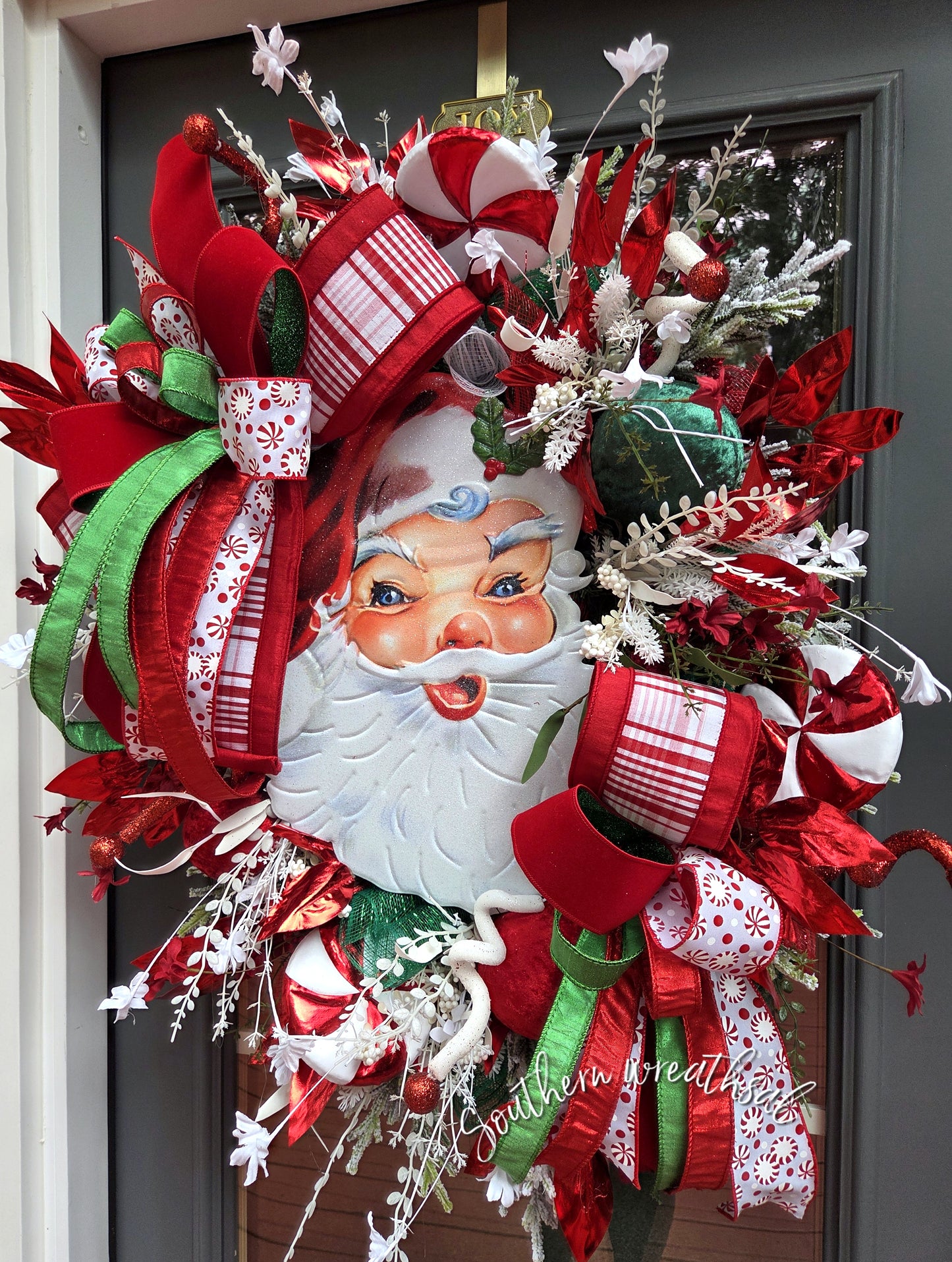 Vintage Christmas Santa Deluxe Wreath